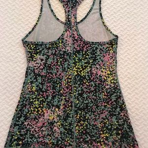 Nike dri-fit tank top size m pretty pastel